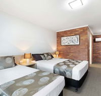Blue Shades Motel - Foster Accommodation