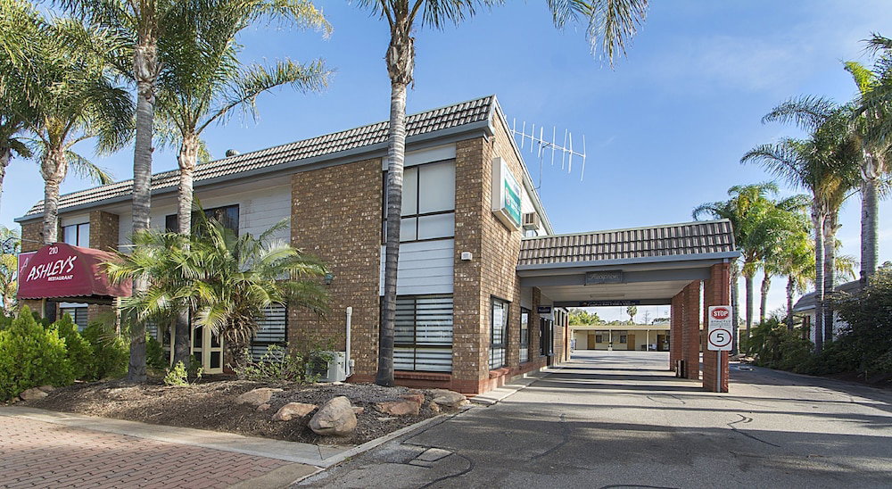  Foster Accommodation
