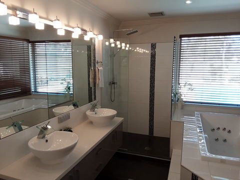 Arlia Sands Apartments - Foster Accommodation 1