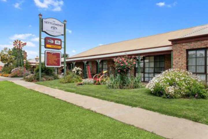  Foster Accommodation
