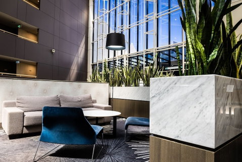 Crowne Plaza Canberra, An IHG Hotel - Foster Accommodation 6