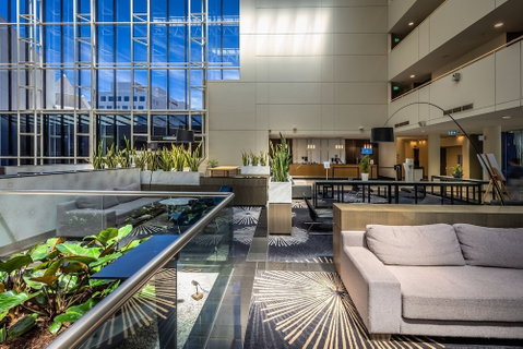 Crowne Plaza Canberra, An IHG Hotel - Foster Accommodation 3