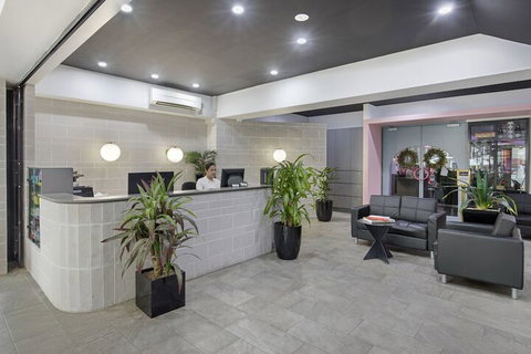 The Metropolitan Springhill - Foster Accommodation 5