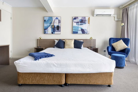 The Metropolitan Springhill - Foster Accommodation 7