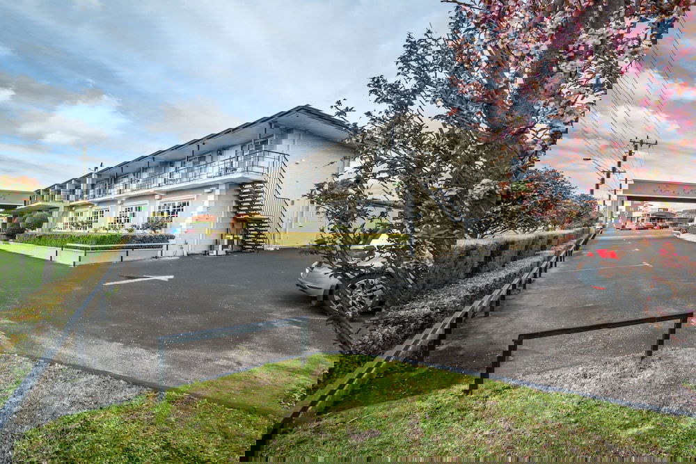  Foster Accommodation