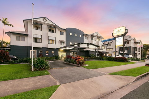 Cairns Queens Court - Foster Accommodation 2