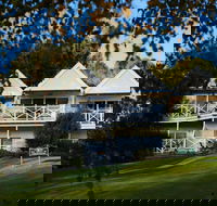 Lake House Daylesford - Foster Accommodation
