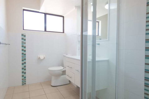 Vacation Village - Foster Accommodation 6