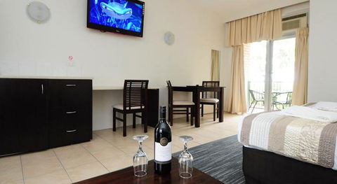 Coffs Harbour Sanctuary Resort - Foster Accommodation 4