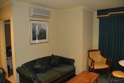 Rowville International Hotel - Foster Accommodation 7