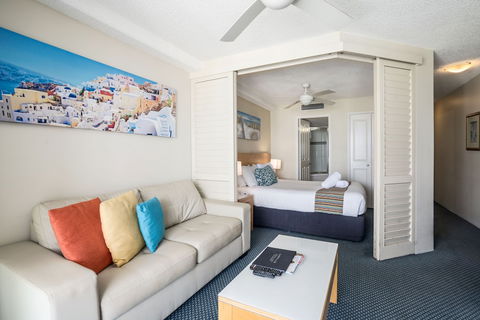 Landmark Resort - Foster Accommodation 4