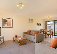 Mount Waverley Townhouses - Foster Accommodation