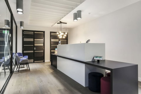 Plum Carlton Serviced Apartments - Foster Accommodation 3