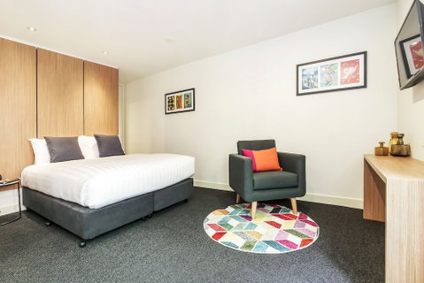 Plum Carlton Serviced Apartments - Foster Accommodation 5