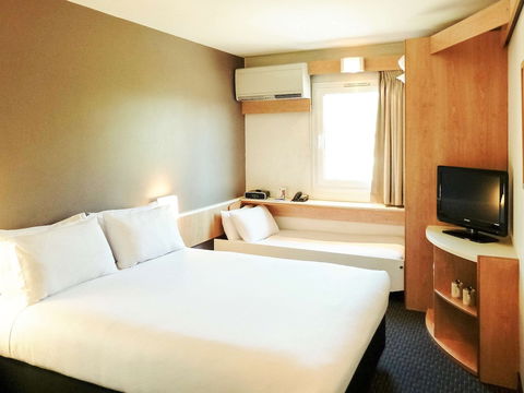 Ibis Sydney Thornleigh - Foster Accommodation 5