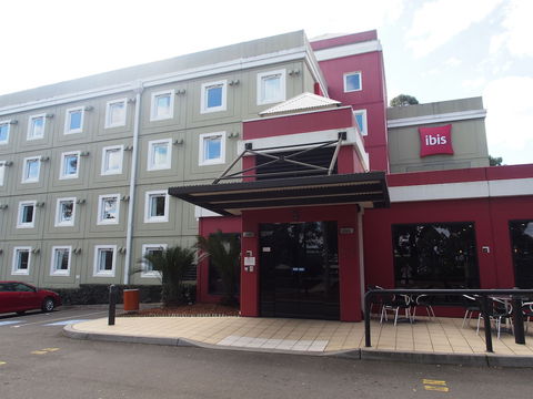 Ibis Sydney Thornleigh - Foster Accommodation 0
