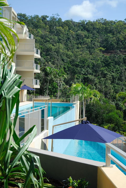 Azure Sea Whitsunday Resort - Foster Accommodation 6