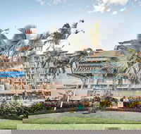 Novotel Cairns Oasis Resort - Foster Accommodation