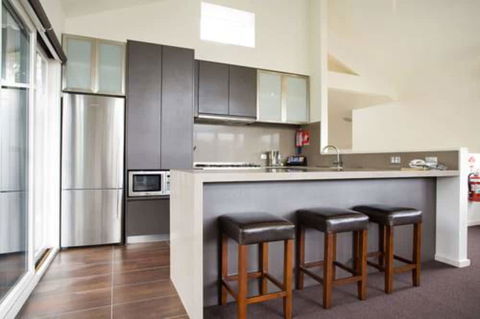 Lake Crackenback Resort & Spa - Foster Accommodation 6
