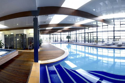 Novotel Canberra - Foster Accommodation 4
