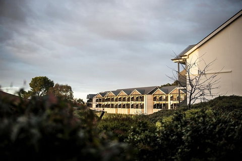 Novotel Barossa Valley Resort - Foster Accommodation 3