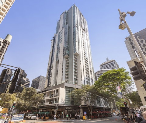 Oaks Brisbane Festival Suites - Foster Accommodation 2