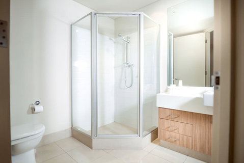 Mullaloo Beach Hotel & Apartments - Foster Accommodation 7
