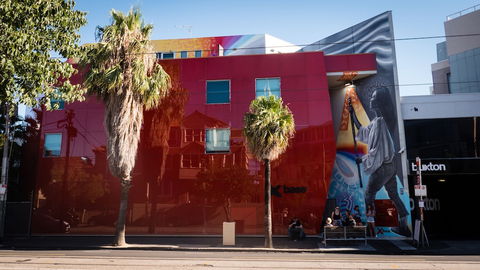 Base Backpackers Melbourne Hostel - Foster Accommodation 1