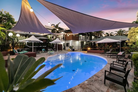 Palms City Resort - Foster Accommodation 2