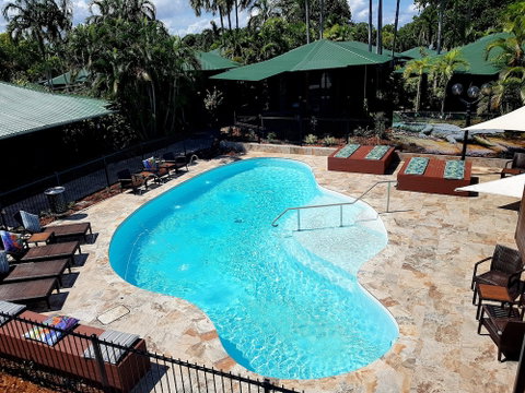 Palms City Resort - Foster Accommodation 4