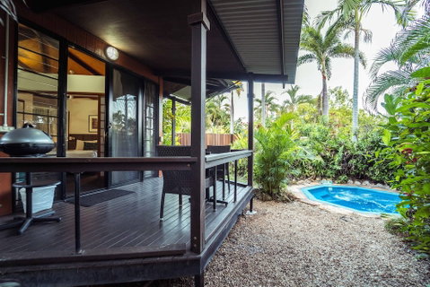 Palms City Resort - Foster Accommodation 5