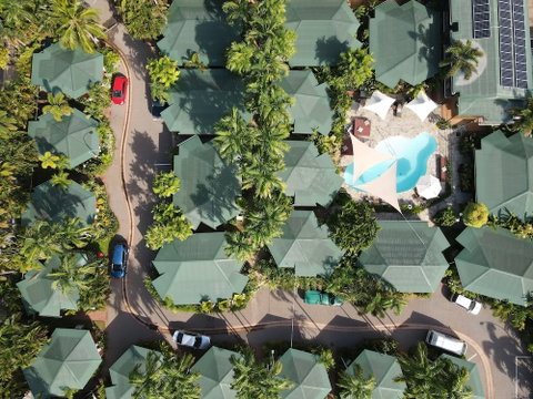 Palms City Resort - Foster Accommodation 1