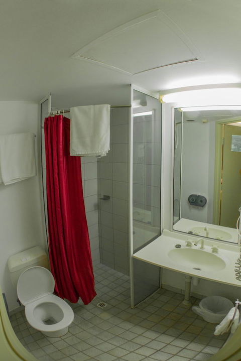 Value Inn - Foster Accommodation 5