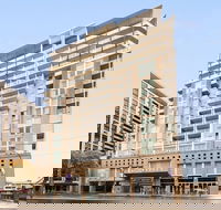 Oaks Adelaide Embassy Suites - Foster Accommodation