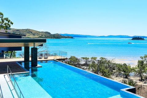 Hamilton Island Holiday Homes - Foster Accommodation 1