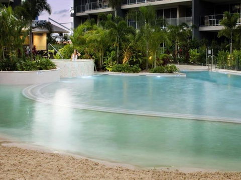 Azzura Greens Resort - Foster Accommodation 2