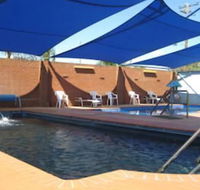 Dragon Phoenix Motel  Restaurant - Foster Accommodation