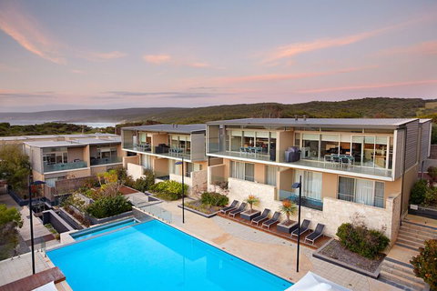Smiths Beach Resort - Foster Accommodation 4