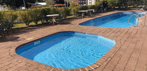 Marina Resort - Foster Accommodation 2