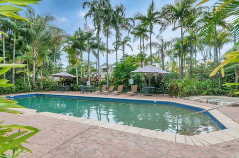 The Villas Palm Cove - Foster Accommodation 1