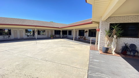 Sapphire City Motor Inn, Inverell - Foster Accommodation 4