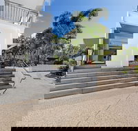 Airlie Beach Hotel - Foster Accommodation