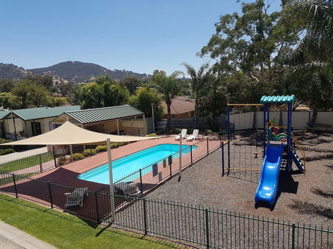 Albury All Seasons Tourist Park - Foster Accommodation 4