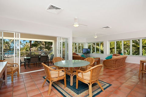 Balboa Holiday Apartments - Foster Accommodation 6