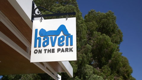 Haven On The Park - Foster Accommodation 1