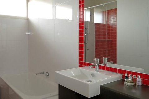 Boutique Stays Sandyside 2 - Foster Accommodation 2