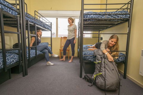Hobart Central YHA - Foster Accommodation 6