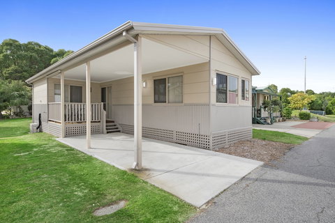 Discovery Parks - Coogee Beach - Foster Accommodation 2