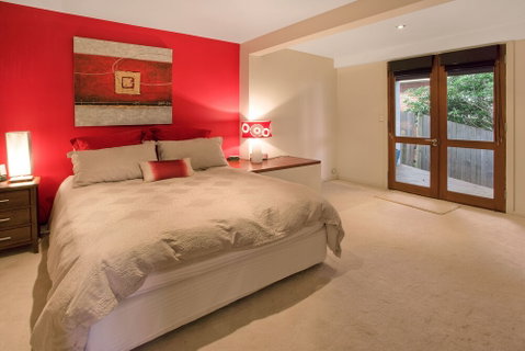 Pure Indulgence - Foster Accommodation 4