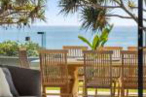 Noosa Court 3 - Foster Accommodation 0